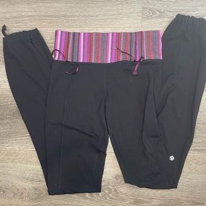 Lululemon black yoga pants with cinchable bottoms
